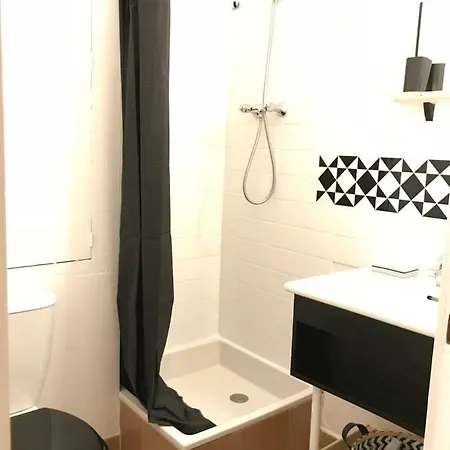 Superbe ! Appart T2 - Centre Historique & Tram - Situation Ideale Apartment Montpellier